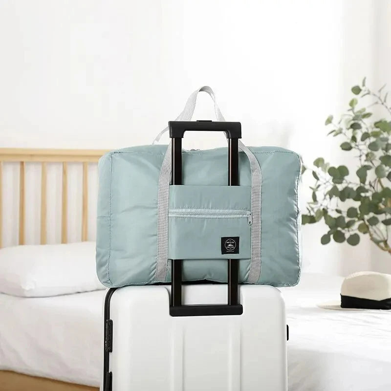 Voyage Élégant – Lightweight Foldable Travel Duffel for the Modern Woman